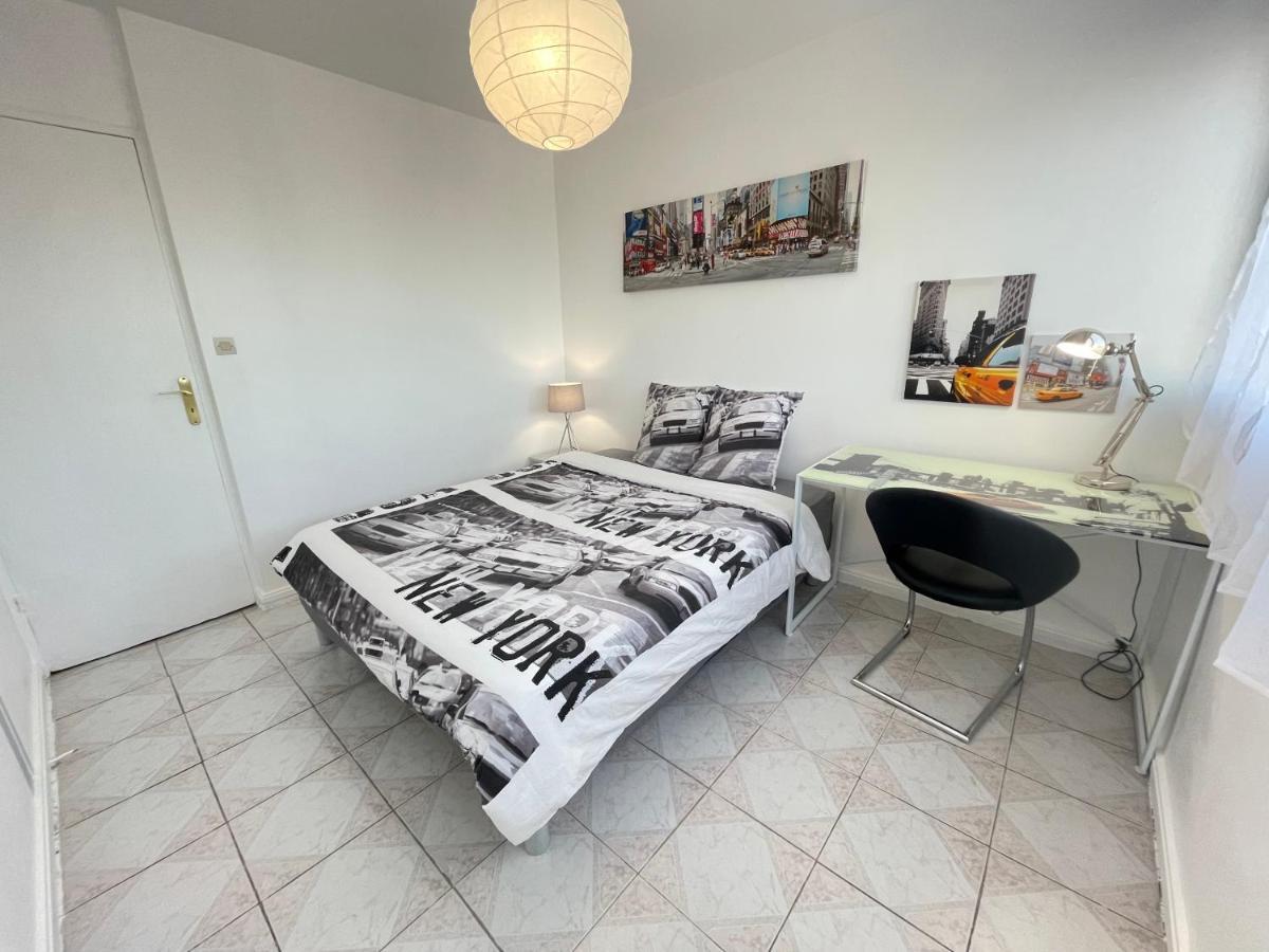 Chambre Privee En Colocation Dans Un Appartement Au Centre De Rillieux La Pape Luaran gambar